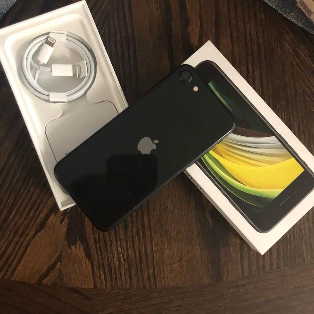 New, never used iPhone SE
